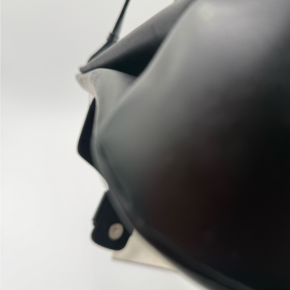 FLAWED Salvatore Ferragamo Black Shoulder Bag - Picture 6 of 15